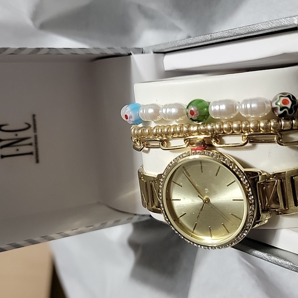 Nwt INC Gold-Tone Bracelet Watch 35mm& 3-Pc Bracelet Set Jewelry Beaded Crystals - Picture 3 of 8